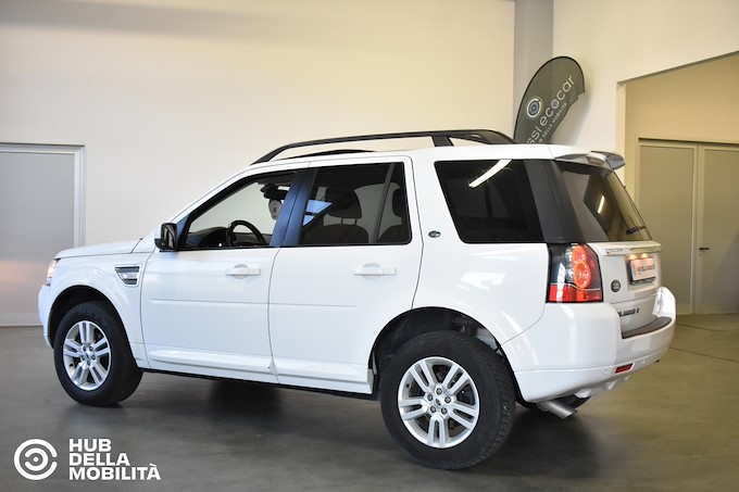 LAND ROVER Freelander 2.2 SD4 S.W. SE